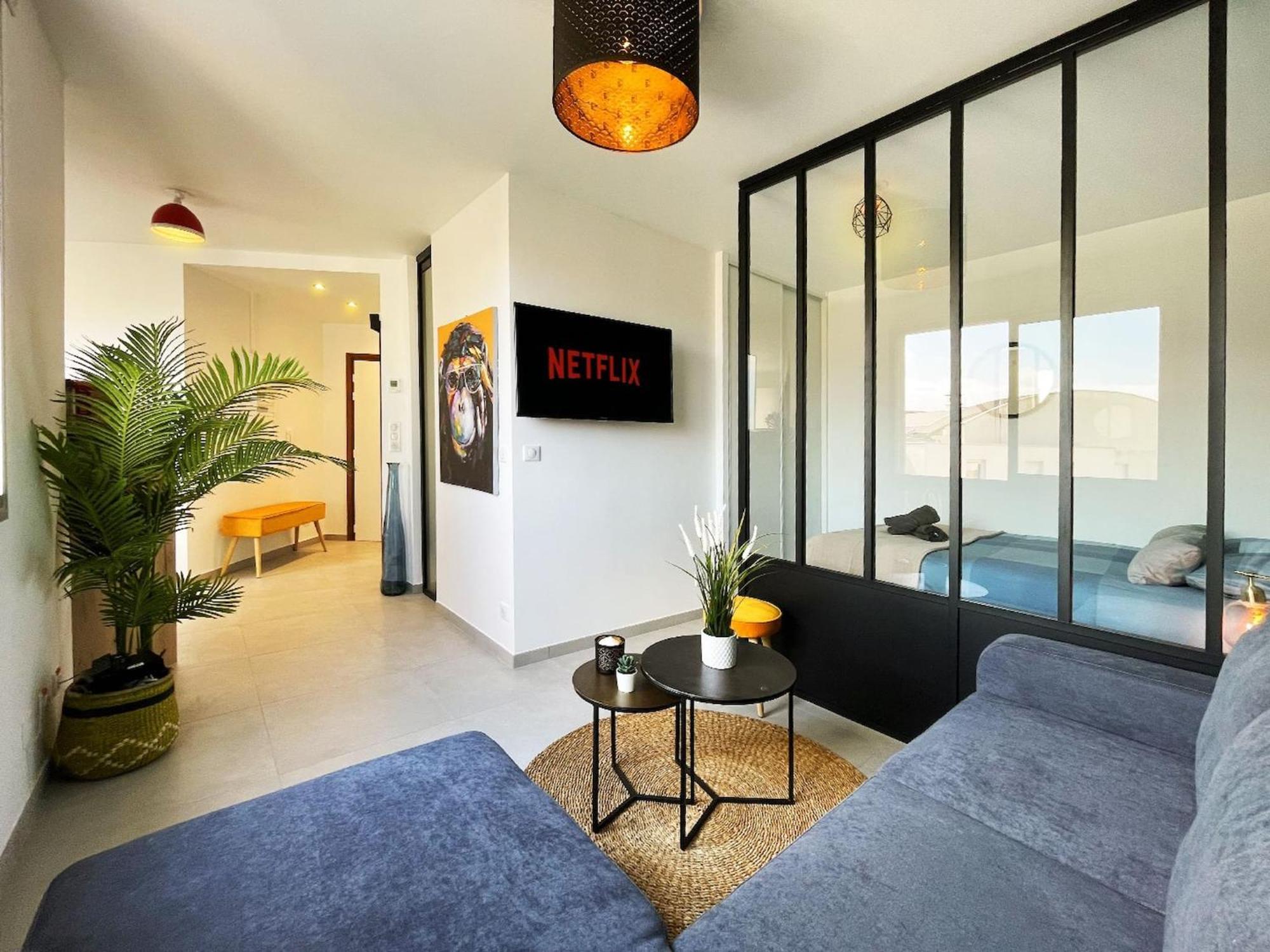 Homey Superchill - Appartement Moderne Et Tout Equipe - Netflix Et Wifi Inclus - Situe En Hyper-Centre - Proche Geneve آنماس المظهر الخارجي الصورة